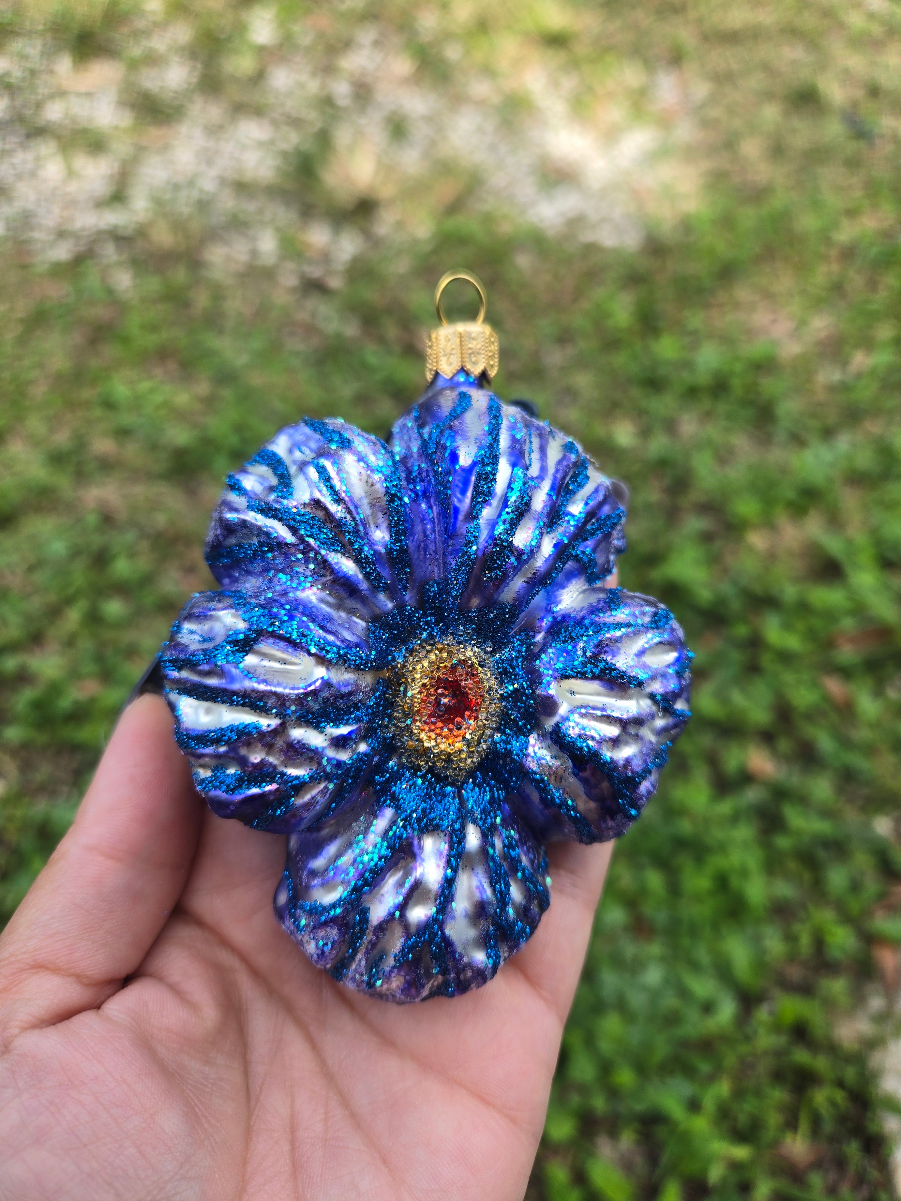 Sparkling Glass Pansy